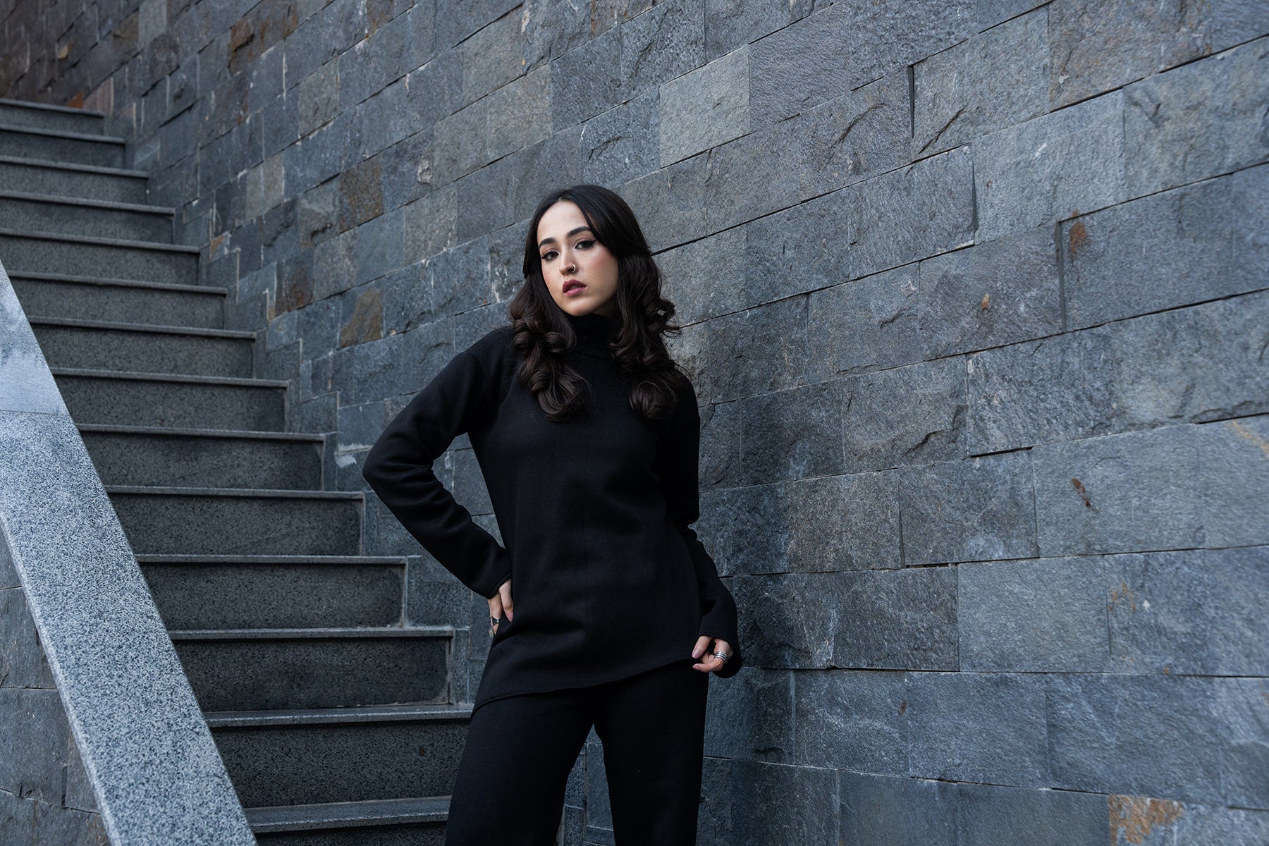 Noir weave Top