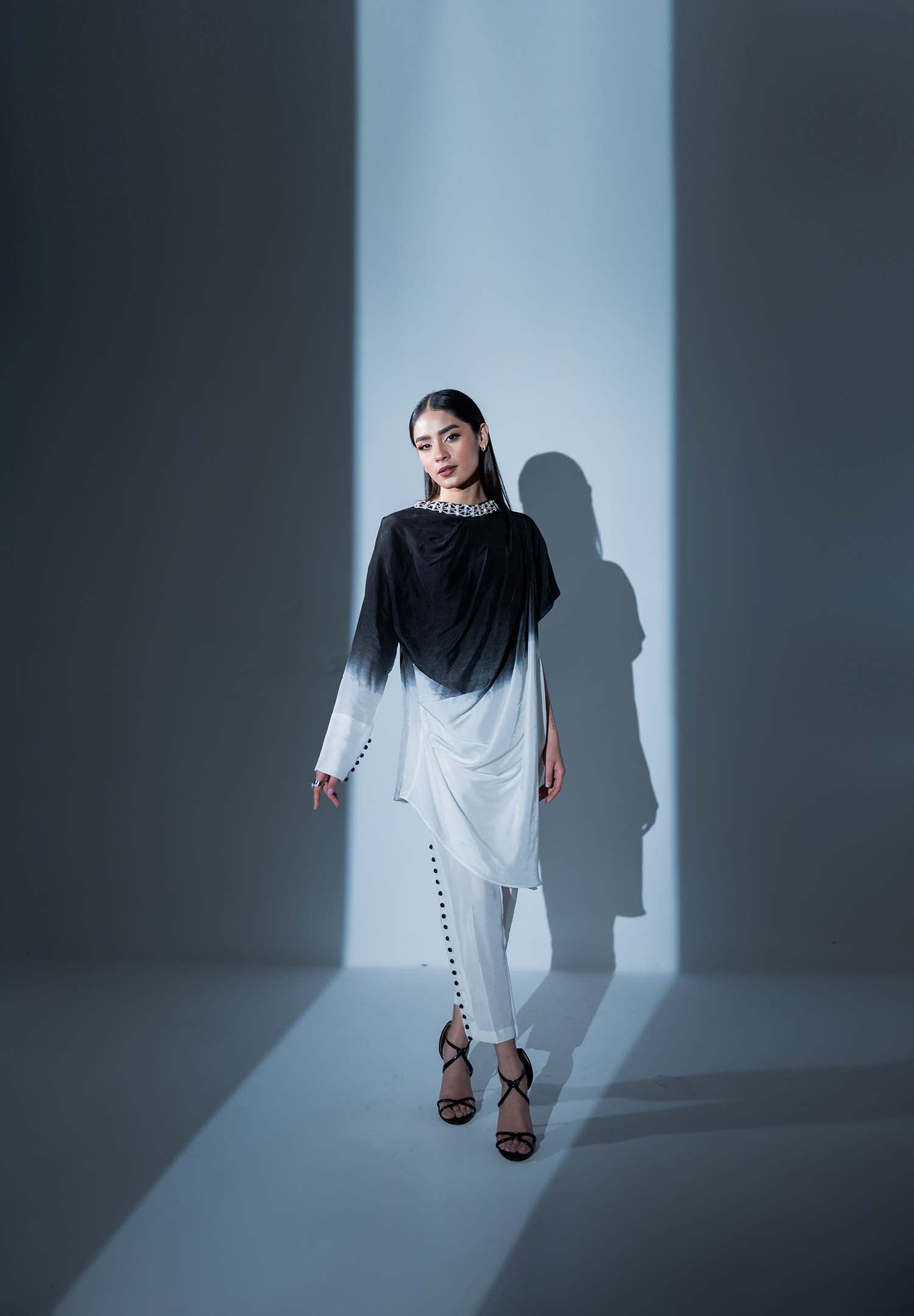 Monochrome Diamond Fusion